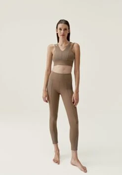 Born Living Yoga REKA - Sport-BH Mit Mittlerer Stützkraft - Marrón 9 Born Living Yoga REKA - Sport-BH Mit Mittlerer Stützkraft - Marrón -Born Living Yoga Verkäufe 09c5c57243e249d7a6a45476648e2da4