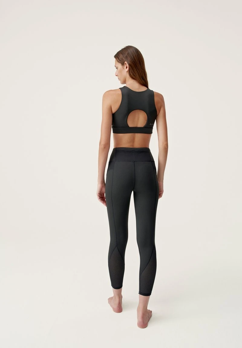 Born Living Yoga ZHAO - Sport-BH Mit Starker Stützkraft - Black 7 Born Living Yoga ZHAO - Sport-BH Mit Starker Stützkraft - Black – Bild 5