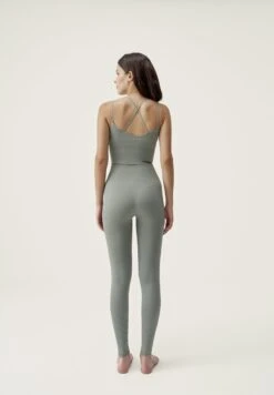 Born Living Yoga Verkäufe -Born Living Yoga Verkäufe 15a6041626804bd989f036c806d4c34a