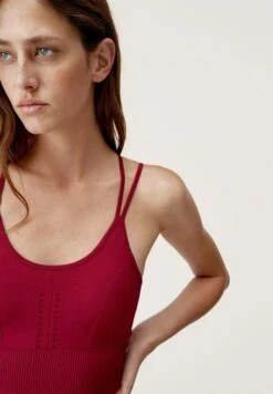 Born Living Yoga INDIA - Sport-BH Mit Leichter Stützkraft - Rojo 11 Born Living Yoga INDIA - Sport-BH Mit Leichter Stützkraft - Rojo -Born Living Yoga Verkäufe 196b5bcdbc404dd293cd7a6cd47dcac5