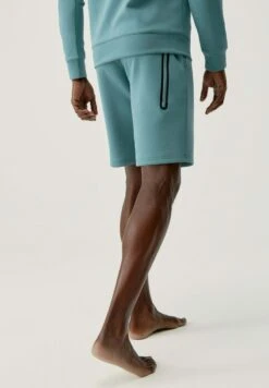 Born Living Yoga YANGTSE - Kurze Sporthose - Verde -Born Living Yoga Verkäufe 19c2d257fc374843a6cf84228b4c68ef