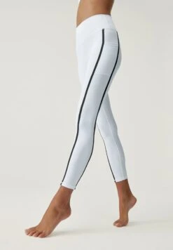 Born Living Yoga Tights - White -Born Living Yoga Verkäufe 255268fb6d494579973177f8f490fa9b