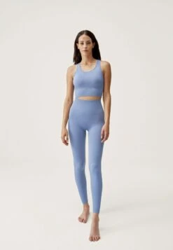 Born Living Yoga LAIA - Sport-BH Mit Starker Stützkraft - Azul Claro -Born Living Yoga Verkäufe 2eb6a6bcf8ce4acb8e59376cb3d8435f 1