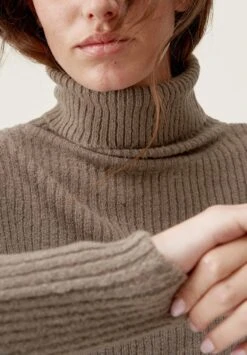 Born Living Yoga ALMA - Strickpullover - Walnut -Born Living Yoga Verkäufe 36abd271e4674c41a2cf7e86fd1327c3