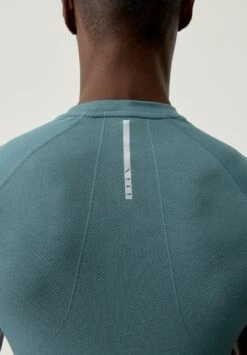 Born Living Yoga OTAWA - T-Shirt Basic - Grey Green 11 Born Living Yoga OTAWA - T-Shirt Basic - Grey Green -Born Living Yoga Verkäufe 3e8cef0269224a6aad0e7882de7d9d49