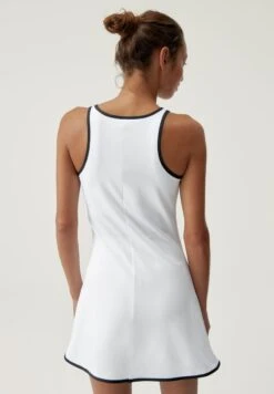 Born Living Yoga LAVER - Sportkleid - White -Born Living Yoga Verkäufe 6af2e66489ef46c1aa803ea4c4023a7d