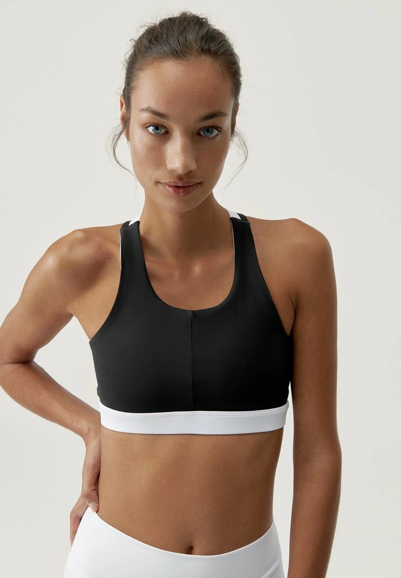 Born Living Yoga HANAE - Sport-BH Mit Leichter Stützkraft - White Black 7 Born Living Yoga HANAE - Sport-BH Mit Leichter Stützkraft - White Black – Bild 5