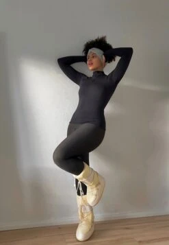 Born Living Yoga WARM - Langarmshirt - Black -Born Living Yoga Verkäufe 83e20088e2cc4ba2b5b69eb1c74fa421