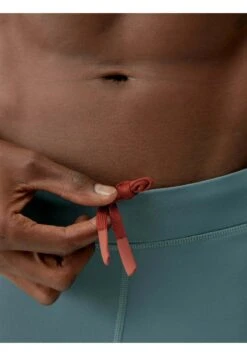 Born Living Yoga BAY - Tights - Verde 10 Born Living Yoga BAY - Tights - Verde -Born Living Yoga Verkäufe 8647f4c5d47b4502ac53208468207626