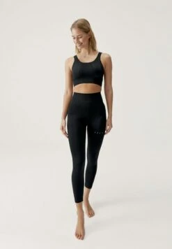 Born Living Yoga Tights - Black 12 Born Living Yoga Tights - Black -Born Living Yoga Verkäufe 993e170bce65465cb05bd07696930218 1