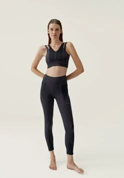 Born Living Yoga REKA - Sport-BH Mit Mittlerer Stützkraft - Black -Born Living Yoga Verkäufe b6b6fcf0efca401aacc313f6df210f62