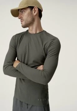 Born Living Yoga NEKONG - Langarmshirt - Verde Oscuro 12 Born Living Yoga NEKONG - Langarmshirt - Verde Oscuro -Born Living Yoga Verkäufe bd69780d602940ed8073b489953cc420 1