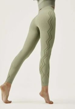Born Living Yoga KASAMA - Tights - Verde 11 Born Living Yoga KASAMA - Tights - Verde -Born Living Yoga Verkäufe c11c6d3f72b147e68f26dfb5a93a2207