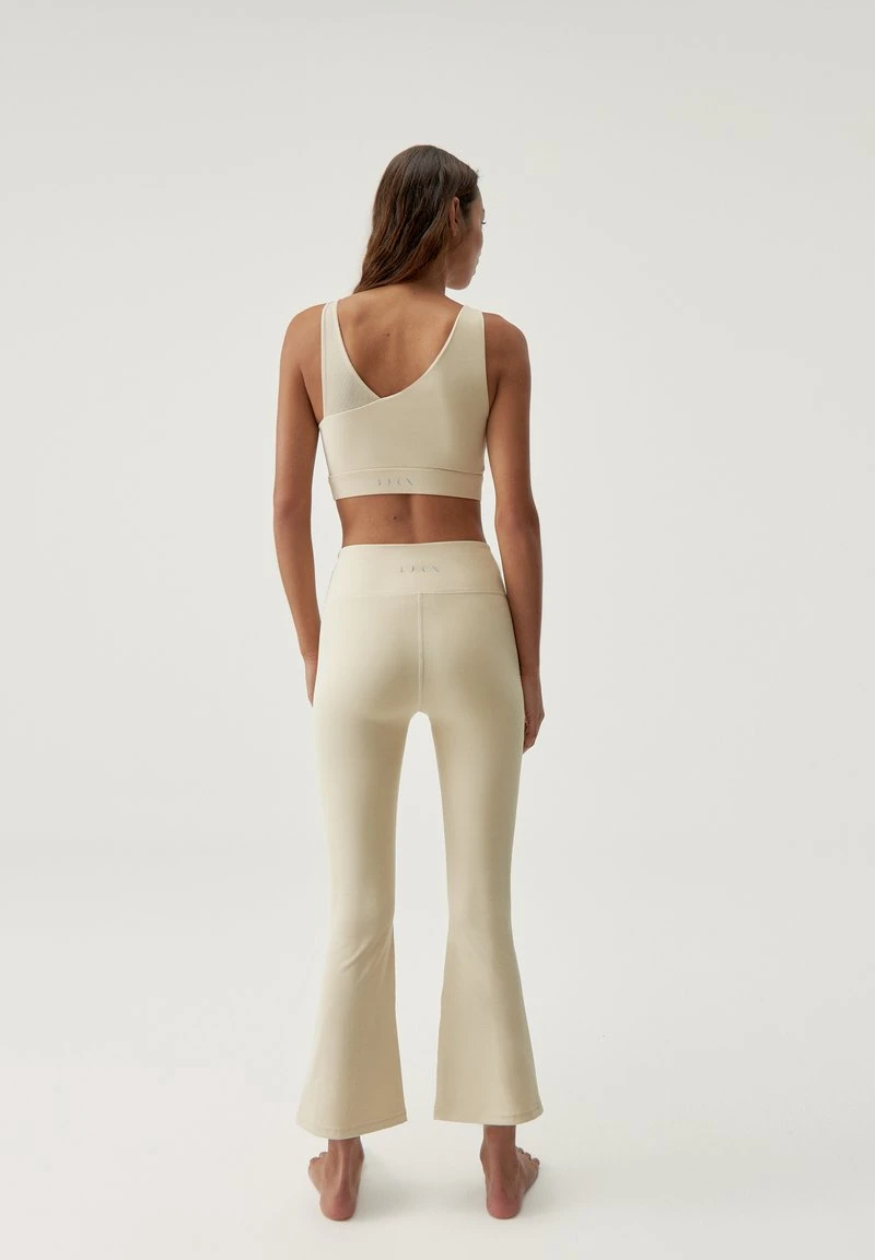 Born Living Yoga JIN FLARE - Tights - Oat Milk 5 Born Living Yoga JIN FLARE - Tights - Oat Milk – Bild 3