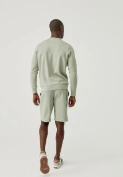 Born Living Yoga YANGTSE RIVER STONE - Kurze Sporthose - River Stone -Born Living Yoga Verkäufe e691fa1d0611406788ed2ded03c09672