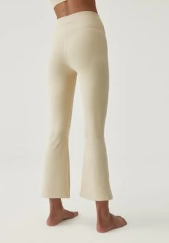Born Living Yoga JIN FLARE - Tights - Oat Milk 12 Born Living Yoga JIN FLARE - Tights - Oat Milk -Born Living Yoga Verkäufe ea10bf14f5684b47a59afba7e91a8fdf