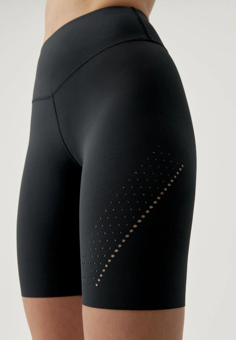 Born Living Yoga SOATA - Tights - Black 7 Born Living Yoga SOATA - Tights - Black – Bild 5