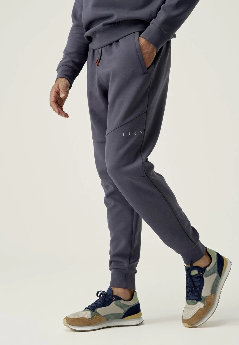 Born Living Yoga WAIKATO - Jogginghose - Gris 5 Born Living Yoga WAIKATO - Jogginghose - Gris – Bild 4