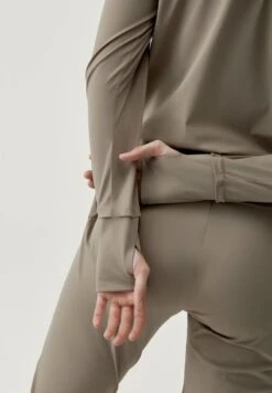 Born Living Yoga AIRLA - Trainingsjacke - Fossil -Born Living Yoga Verkäufe f72f2eaa72454287b82d53097c10f850